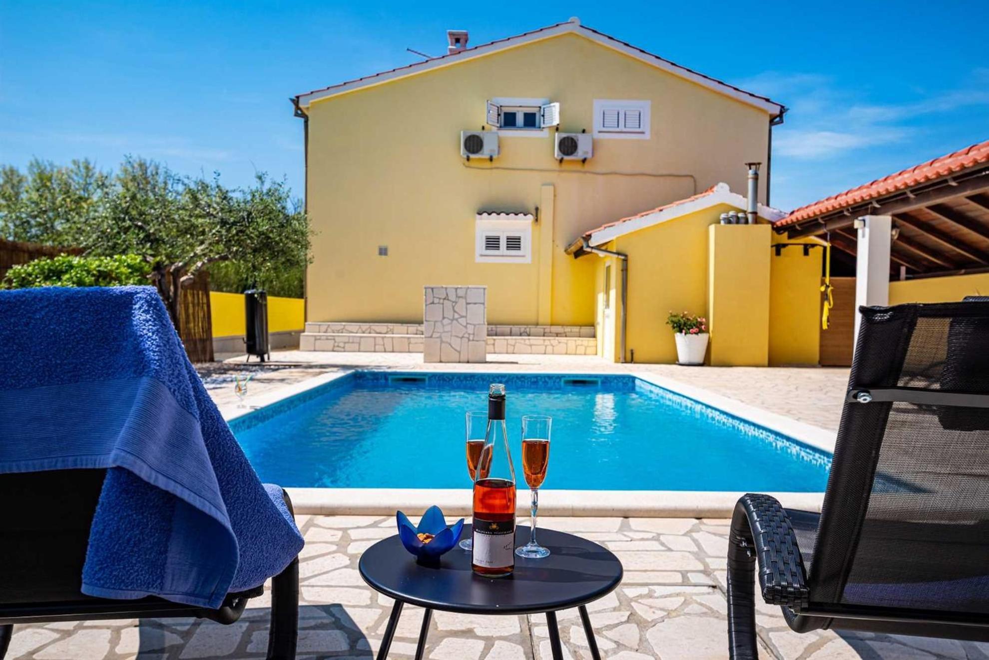 Apartment House Simoni With Pool, Zadar County Privlaka  Dış mekan fotoğraf