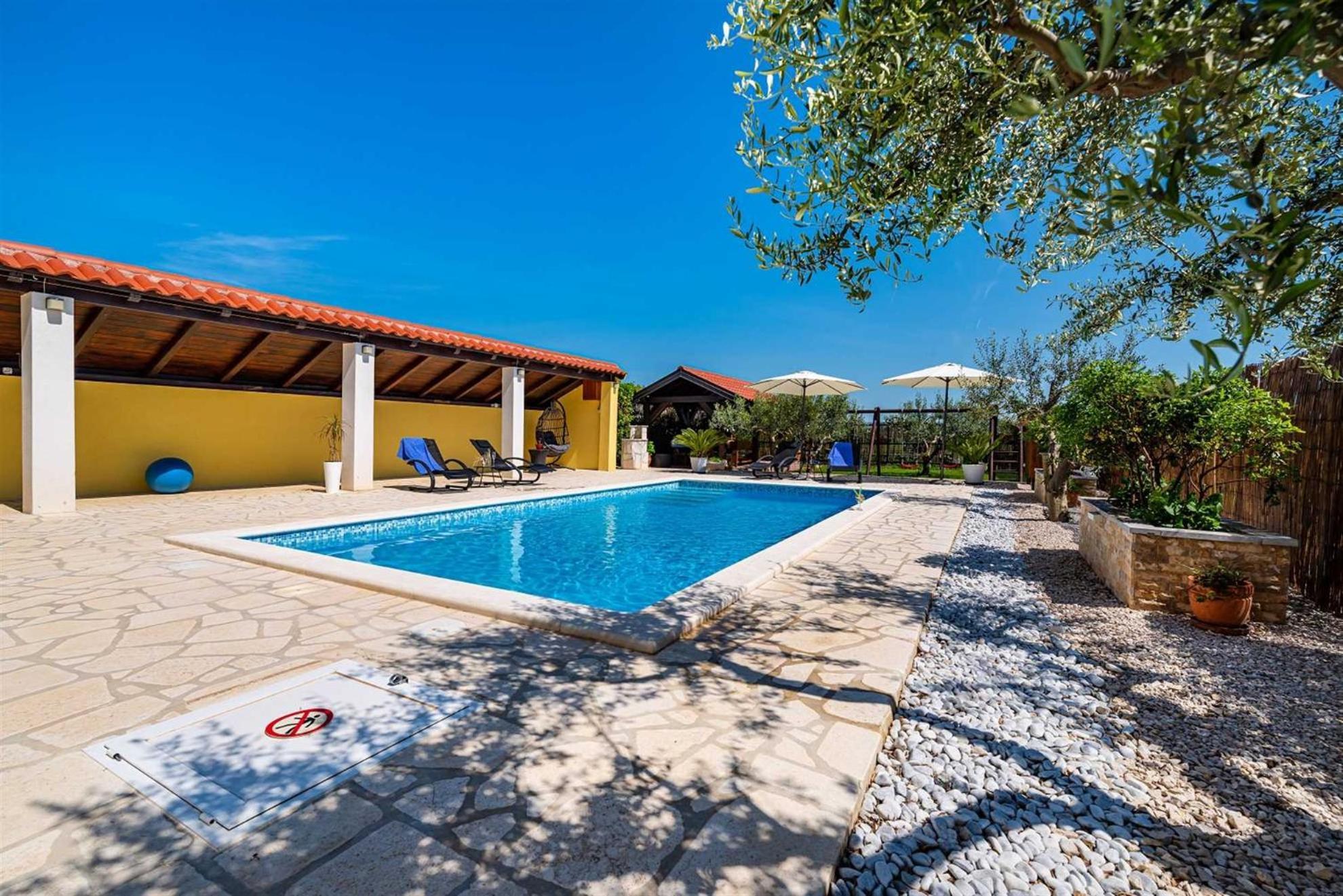 Apartment House Simoni With Pool, Zadar County Privlaka  Dış mekan fotoğraf