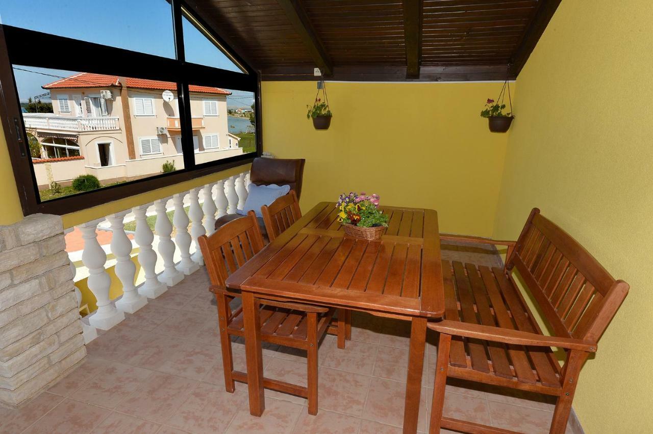 Apartment House Simoni With Pool, Zadar County Privlaka  Dış mekan fotoğraf